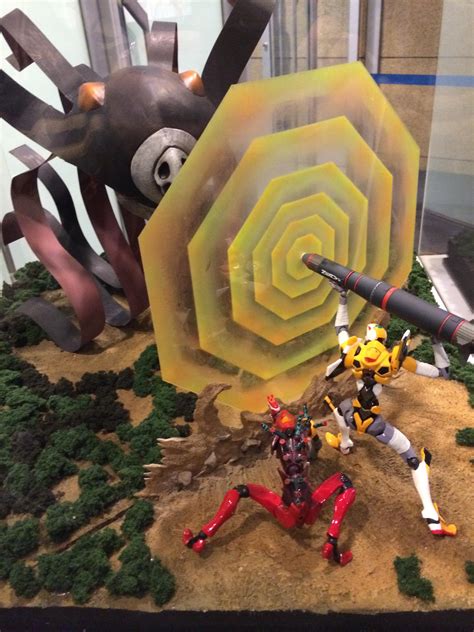 Amazing diorama of Unit-00 and Unit-02 Beast Mode against Zeruel! : evangelion