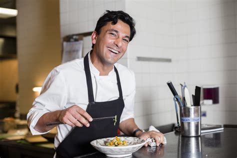 Spotlife AsiaChef Vikas Khanna takes Indian cuisine global - Spotlife Asia