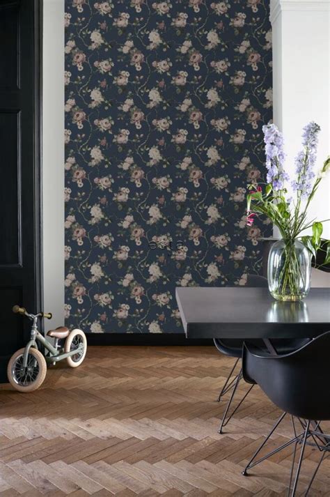 Tapeta Esta Home Vintage Flowers 139 409 granatowa duże kwiaty róże