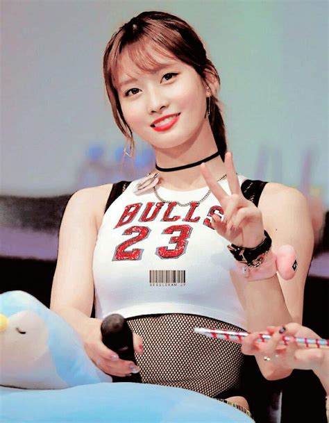 Momo in Like Ooh Ahh Outfit 2017 Twice 트와이스 ㅤ Amino