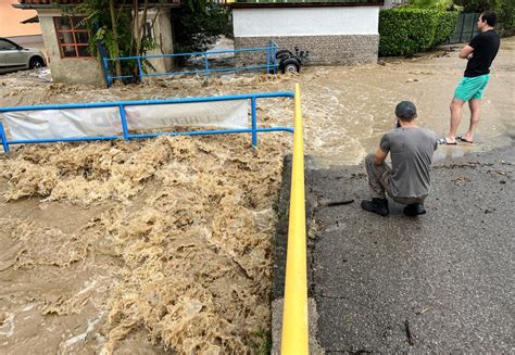 Unwetter Treffen Slowenien Sterreich Und Kroatien Fotos Zeigen