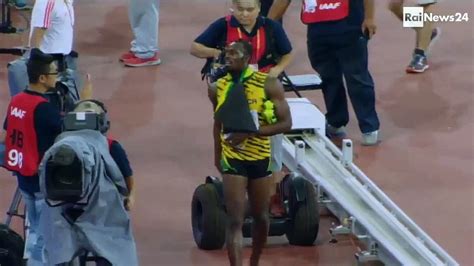 Un caméraman en Segway fait tomber Usain Bolt Vidéo Dailymotion