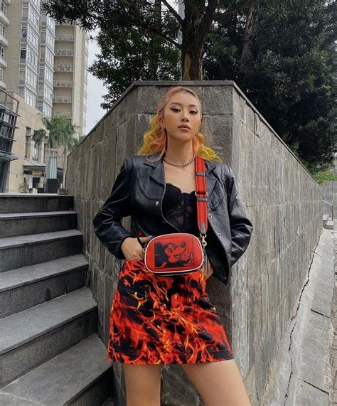 Quỳnh Anh Shyn lột xác sau 1 thập kỷ nổi tiếng vững vị trí hot girl số 1 Báo Dân trí