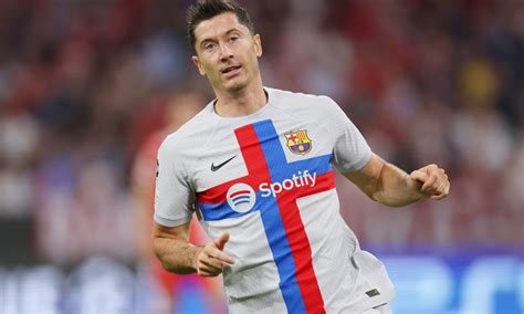 Lewandowski reflects on Barcelona transfer: "I'm in the place I wanted ...