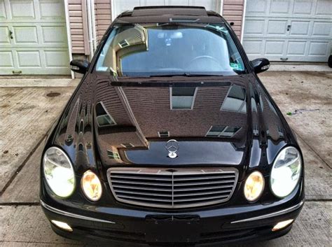 Mercedes Benz W211 E500 Black Benztuning