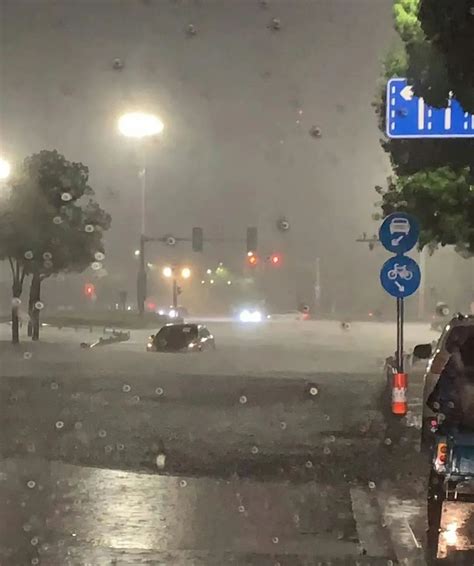 “疯狂倒水”！暴雨云团昨夜击中嘉善！台风泰利预警升级，局地特大暴雨，多地停航停课