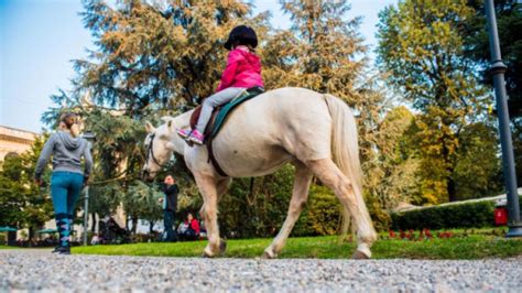 Festa All Ippodromo Per La Ripresa Della Stagione Di Galoppo Con