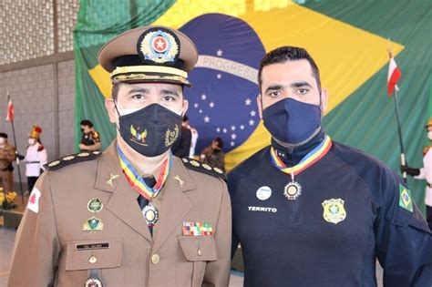 Prf Mg Homenageada Pela Pmmg Medalha Alferes Tiradentes