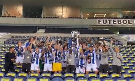 V Deo A Festa Do Fc Porto Vista Pelos Telem Veis Dos Campe Es