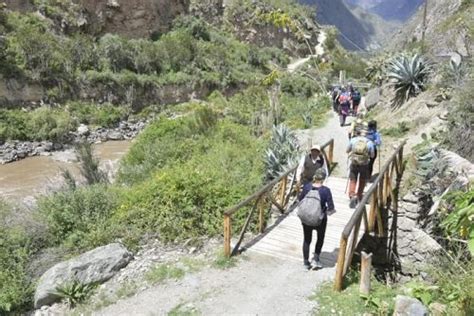 Turistas de plácemes reabrieron la Red de Caminos Inca a Machu Picchu