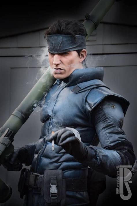 Solid Snake cosplay | Metal gear solid, Metal gear, Video game cosplay