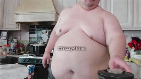 Massive Gainer Makes Shake Belly And Ass ThisVid