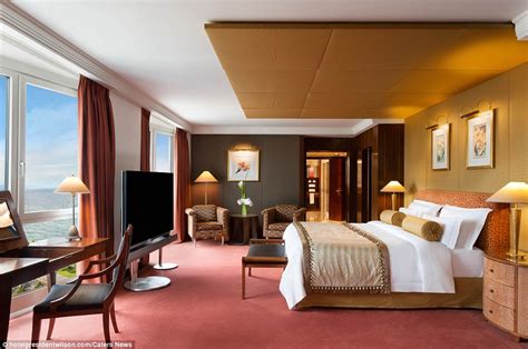 Inside Worlds Most Expensive Hotel Room On Lake Geneva Daily Mail Online