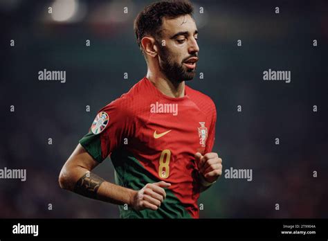 Bruno Fernandes W Hrend Des Qualifikationsspiels Zur Uefa Euro