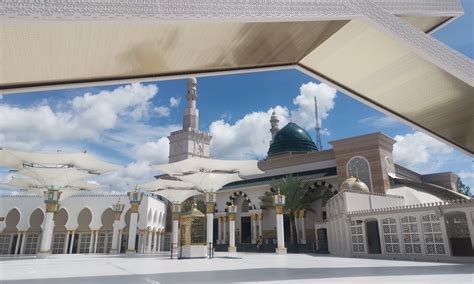 Berkunjung Ke Replika Masjid Nabawi Di Blitar