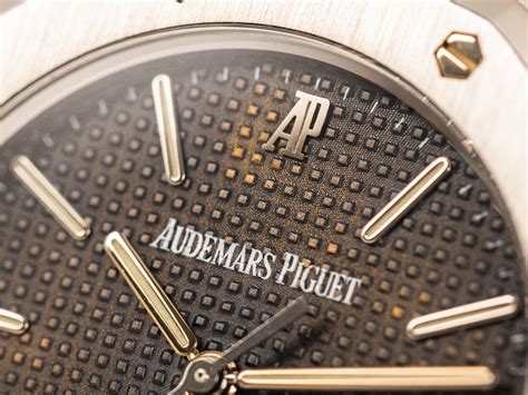 AUDEMARS PIGUET ROYAL OAK Ref 14790ST Automatic Tropic Tritium Dial