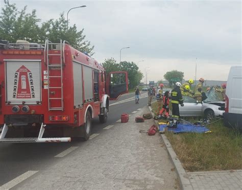 Wypadek na dojeździe do ronda w Magnicach pod Wrocławiem Gazeta