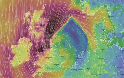 Tempesta Arwen Si Abbatte Sul Nord Europa Massima Allerta Nel Regno Unito