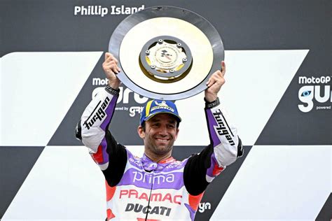 Le Fran Ais Johann Zarco Remporte Sa Premi Re Victoire En Motogp