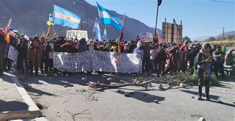 Reforma Constitucional Argentina A Pesar De La Represión Se Mantienen Más De 15 Cortes De Ruta