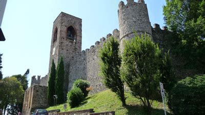 Castello Di Moniga Valtenesi Lago Di Garda Garda Tourism