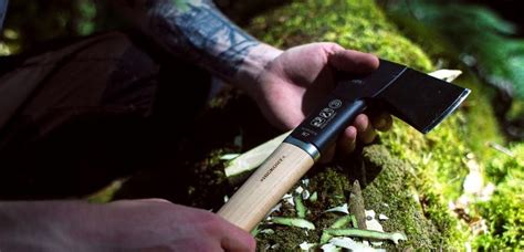 fiskars axes tested   stock