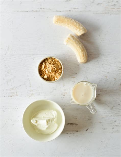 Peanut Butter Powder Smoothie - Sip Sip Smoothie