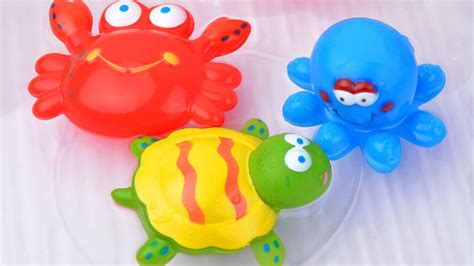 Mold-Free Bath Toys For Your Baby