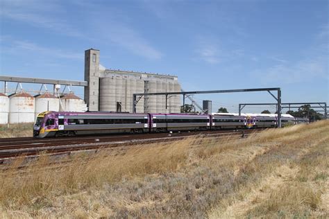 Vlocity Vl03 Leads An Up Service Out Of Sunshine Wongms Rail Gallery