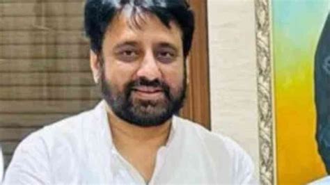 Supreme Court Refuses To Grant Pre Arrest Bail To Aap Mla Amanatullah