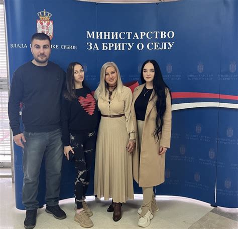 Одобрена средства за куповину још две сеоске куће са окућницом - Град ...