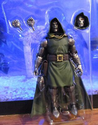 Marvel Legends 2020 DOCTOR DOOM FIGURE Loose Fantastic Four Dr Super