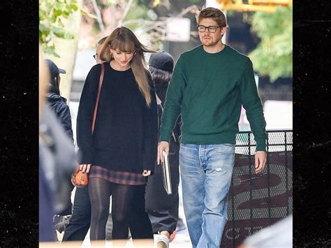 Taylor Swift And Joe Alwyn Out Together In Nyc