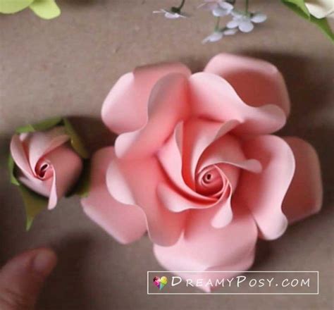 Easy Tutorial To Make A Paper Rose Free Template Paper Flower Patterns