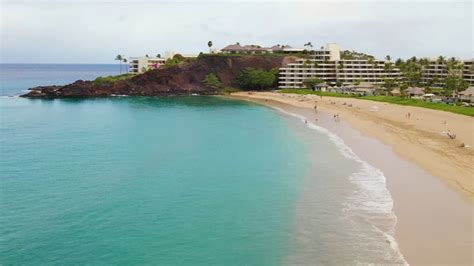 An Abundance Of Activities Await At Kaanapali Beach Maui Abc7 San