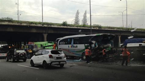 Ini Identitas 3 Korban Tewas Kecelakaan Maut Di Tol Cikampek News