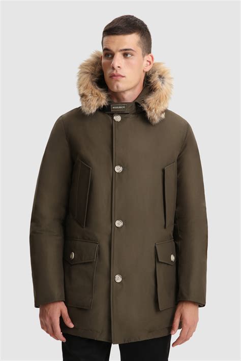 Men S Arctic Parka With Removable Fur Green Woolrich Uk