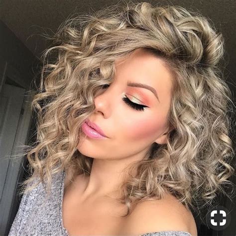 Spiral Curls Hairstyles For Short Hair