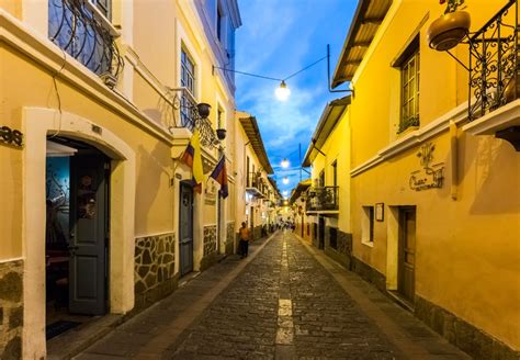 La Ronda in Ecuador: The Bohemian History of Colonial Quito