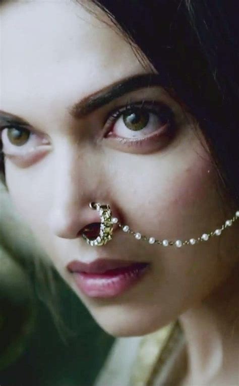 950x1534 Resolution Bajirao Mastani Deepika Padukone Wallpaper 950x1534