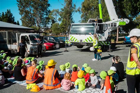 Kindy Kapers Visit Regal Crane Hire