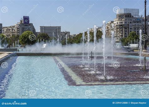 Fountain At Unirii Square In City Of Bucharest Romania Editorial Stock