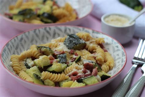 One Pot Pasta Courgettes Bacon Avec Ou Sans Cookeo Les Petits