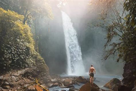 Bali Ternyata Punya Tempat Mandi Para Bidadari Lokasi Air Terjun