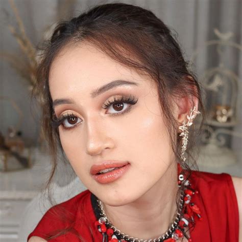 Soft Glam Makeup Look Ala Nadya Aqilla Elegan Banget