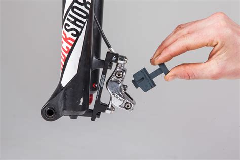 How To Bleed Avid Or Sram Brakes With Bleeding Edge Mbr