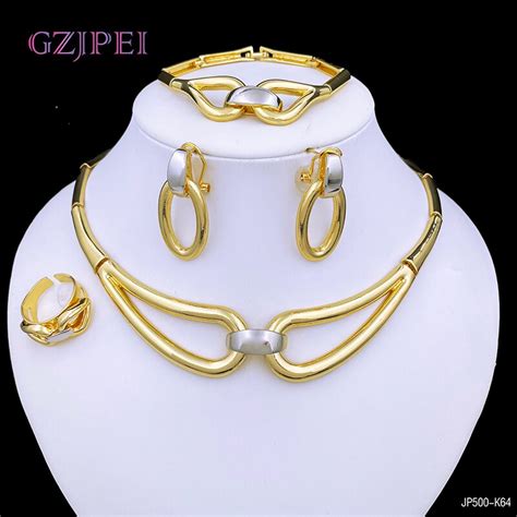 Conjunto De Joyer A Rabe Para Mujer Collar Chapado En Oro De 18k Color