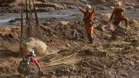 Asciende A 121 La Cifra De Muertes Por Desastre Minero En Brasil Aún