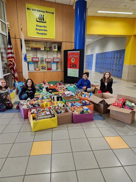 Middle School Donates Over 2000 Canned Goods For People And Animals In