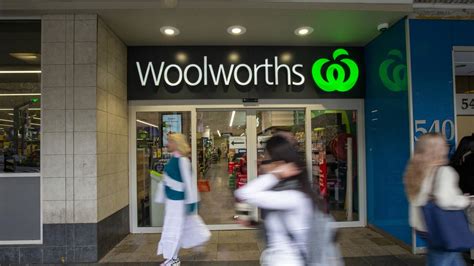 Whats Open Vic Qld Nsw Act This Long Weekend Coles Woolworths